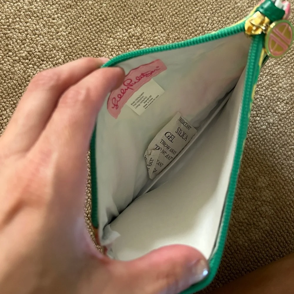 Lilly Pulitzer Business or Pleasure Duo - Picture 4 of 15